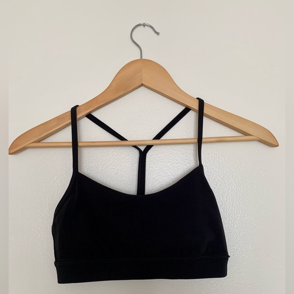 Lululemon Flow Y Nulu Bra (Light Support) Size 4 - Picture 1 of 2